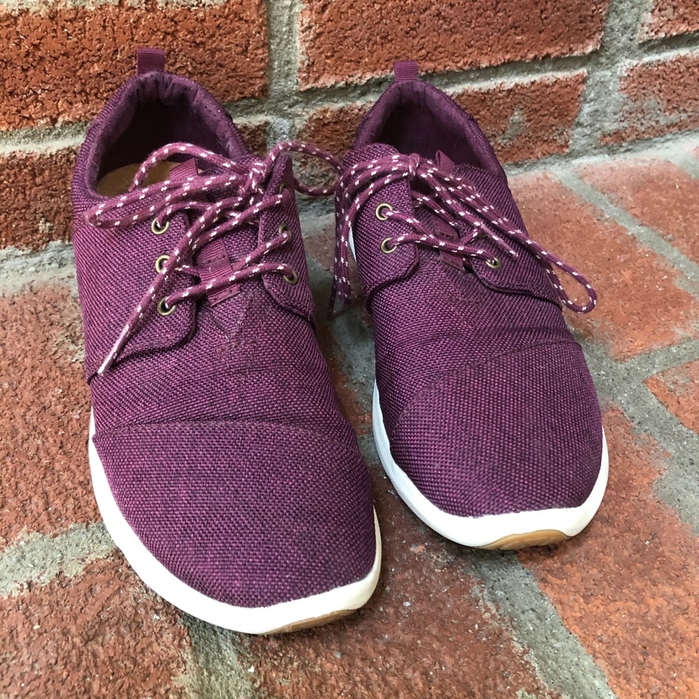 Tom’s Del Ray Sneakers Black Cherry Purple sz 8